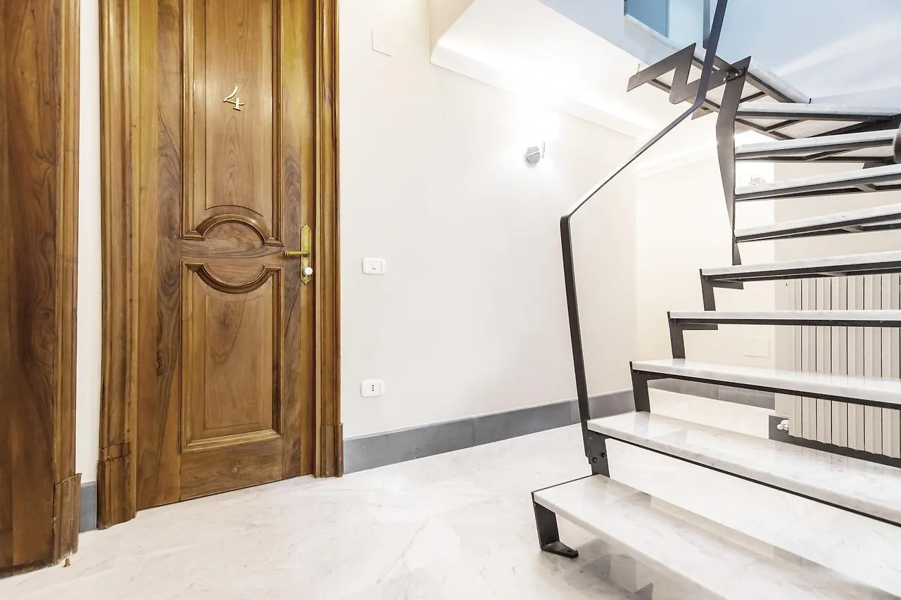 Gramsci Suites Nápoles Pensión