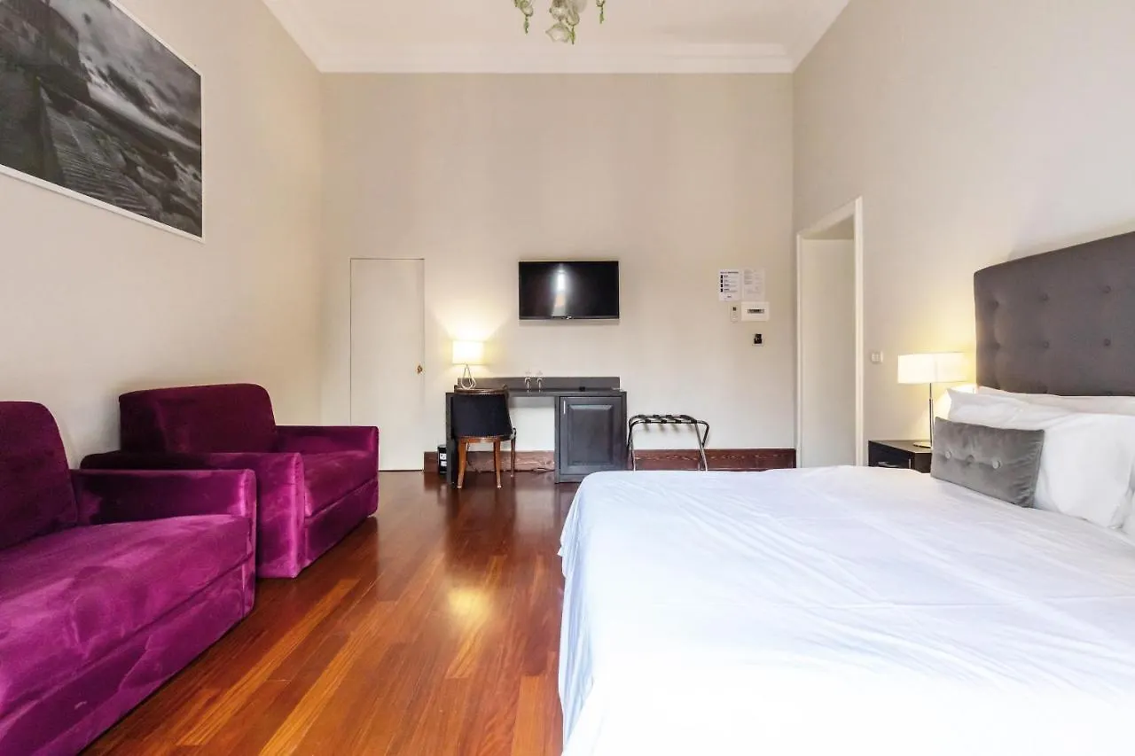 ** Pensión Gramsci Suites Nápoles Italia